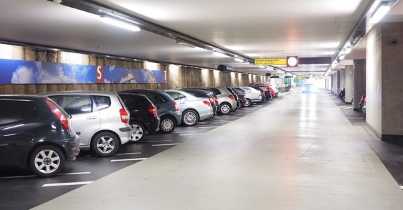 Паркинг в бизнес-центре VS сотрудники без машин