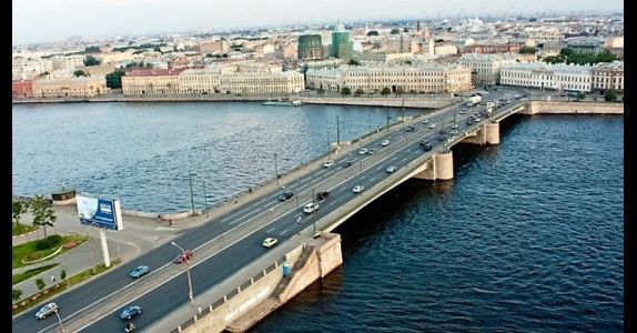 В Петербурге открыли движение на Тучковом мосту
